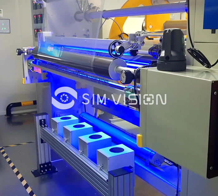 膠膜表面瑕疵檢測是生產過程中非常重要的質量控制環節